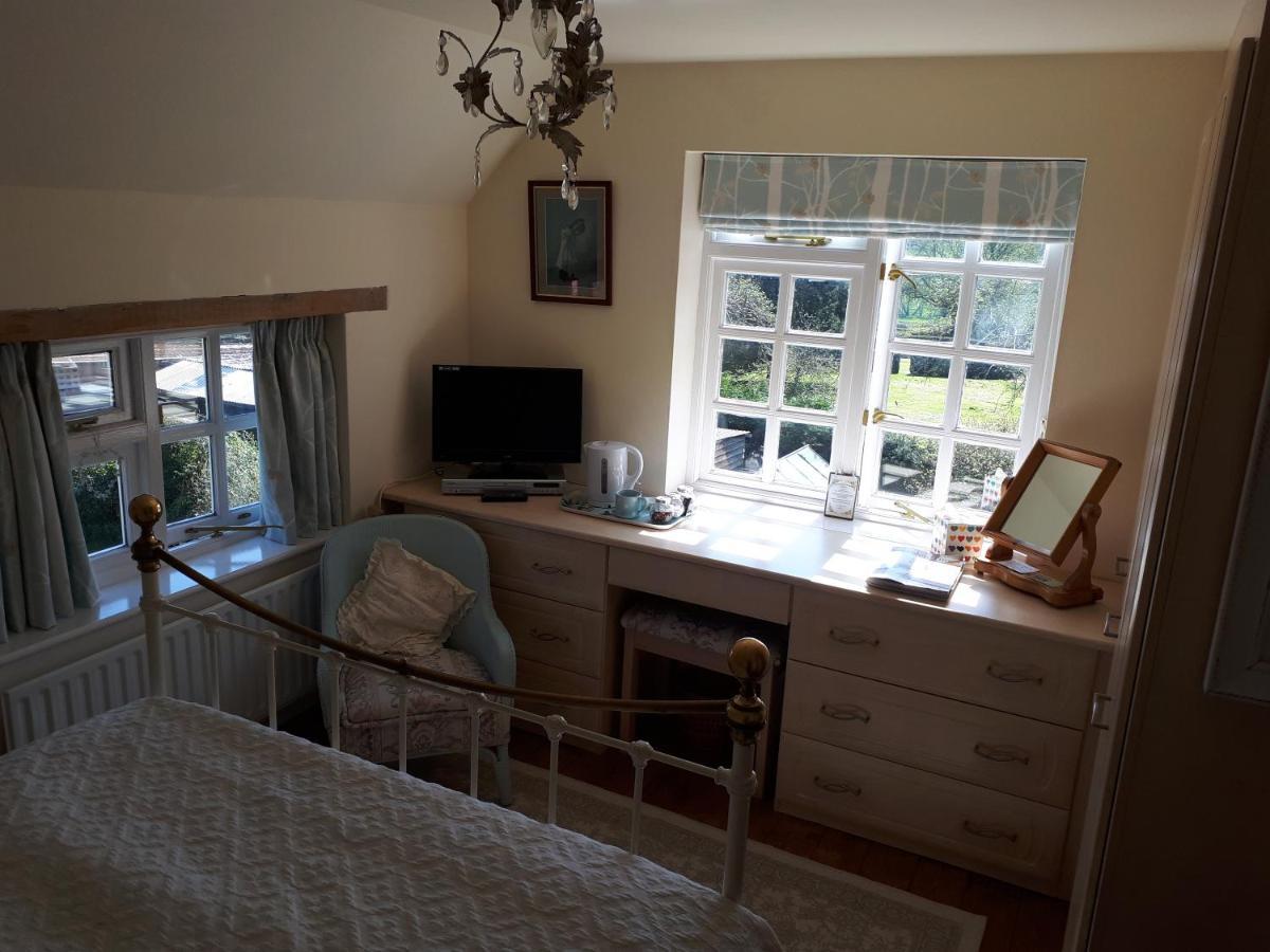 Court Barn Cottage B&B Burwash Екстериор снимка